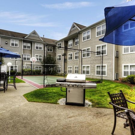 Residence Inn Boston Фоксбъро Екстериор снимка